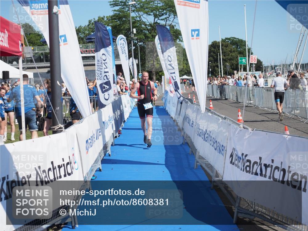 17.08.2025 - KN Förde Triathlon 2025 MichiJ http://msf.ph/oto/8608381 17.08.2025 12:27:11 Laufen 335 meine-sportfotos.de
