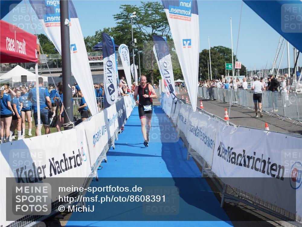 17.08.2025 - KN Förde Triathlon 2025 MichiJ http://msf.ph/oto/8608391 17.08.2025 12:27:11 Laufen 335 meine-sportfotos.de