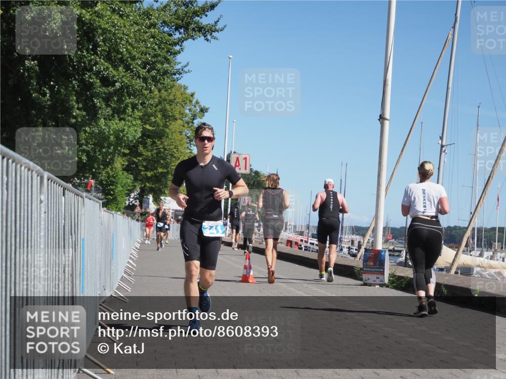 17.08.2025 - KN Förde Triathlon 2025 KatJ http://msf.ph/oto/8608393 17.08.2025 12:02:11 Laufen 341 meine-sportfotos.de