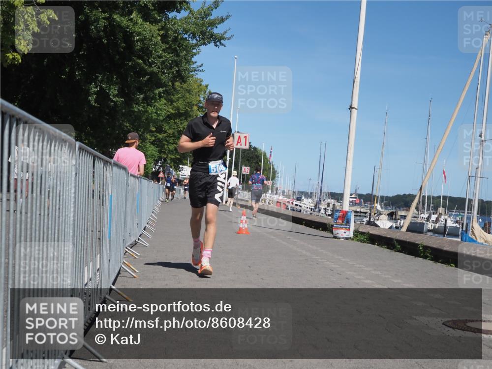 17.08.2025 - KN Förde Triathlon 2025 KatJ http://msf.ph/oto/8608428 17.08.2025 13:57:23 Laufen 508 meine-sportfotos.de