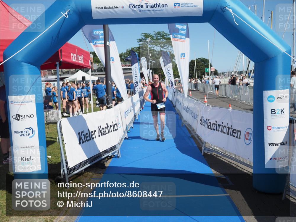 17.08.2025 - KN Förde Triathlon 2025 MichiJ http://msf.ph/oto/8608447 17.08.2025 12:27:13 Laufen 335 meine-sportfotos.de