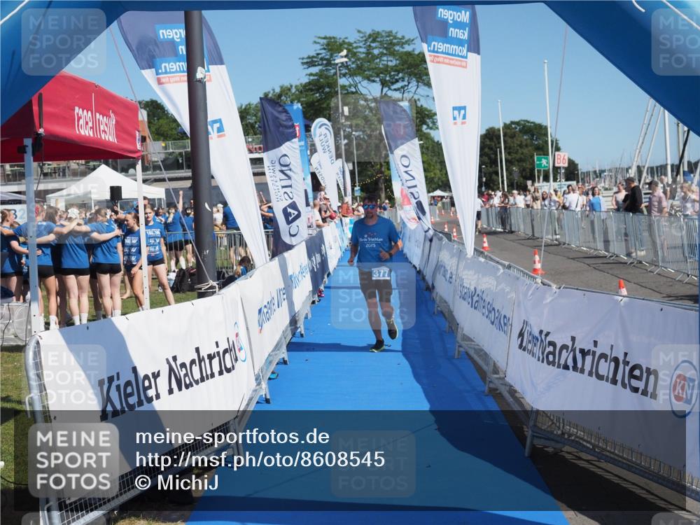 17.08.2025 - KN Förde Triathlon 2025 MichiJ http://msf.ph/oto/8608545 17.08.2025 12:27:24 Laufen 377 meine-sportfotos.de