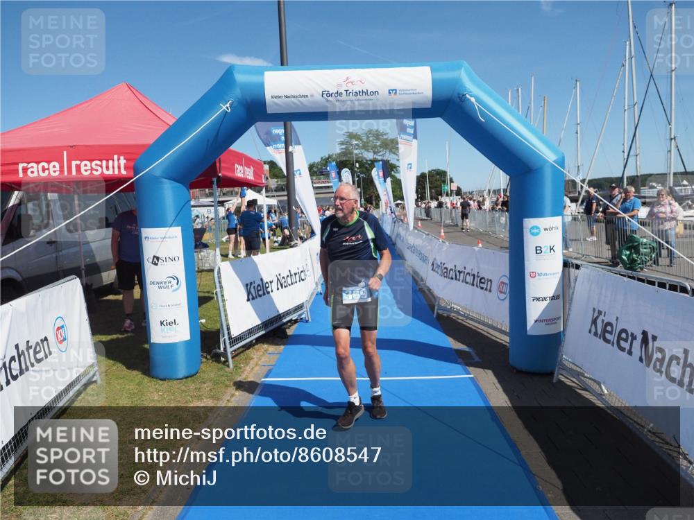 17.08.2025 - KN Förde Triathlon 2025 MichiJ http://msf.ph/oto/8608547 17.08.2025 12:30:04 Laufen 369 meine-sportfotos.de