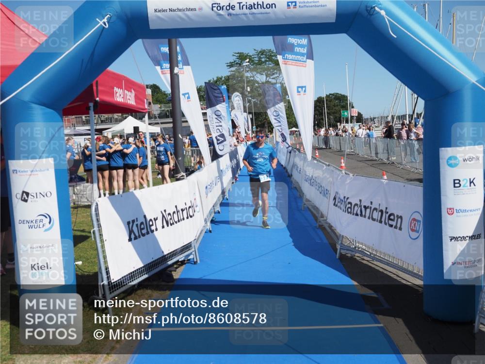17.08.2025 - KN Förde Triathlon 2025 MichiJ http://msf.ph/oto/8608578 17.08.2025 12:27:25 Laufen 377 meine-sportfotos.de