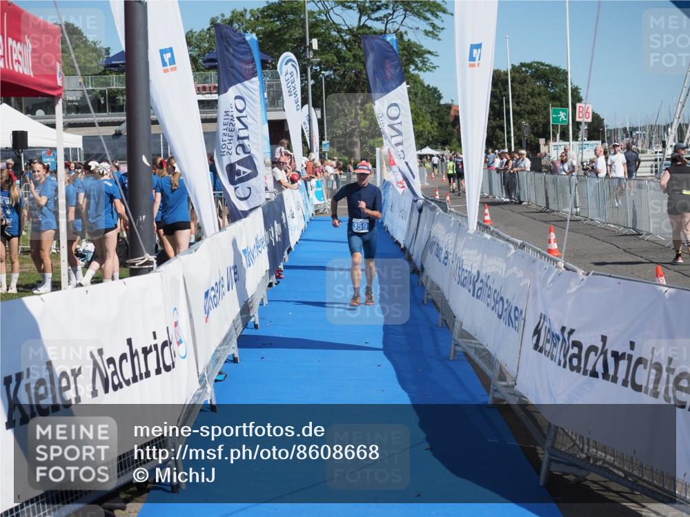 17.08.2025 - KN Förde Triathlon 2025 MichiJ http://msf.ph/oto/8608668 17.08.2025 12:27:56 Laufen 359 meine-sportfotos.de