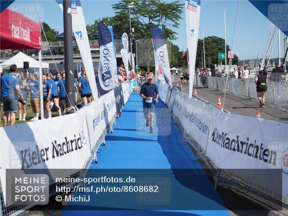 17.08.2025 - KN Förde Triathlon 2025 MichiJ http://msf.ph/oto/8608682 17.08.2025 12:27:57 Laufen 359 meine-sportfotos.de
