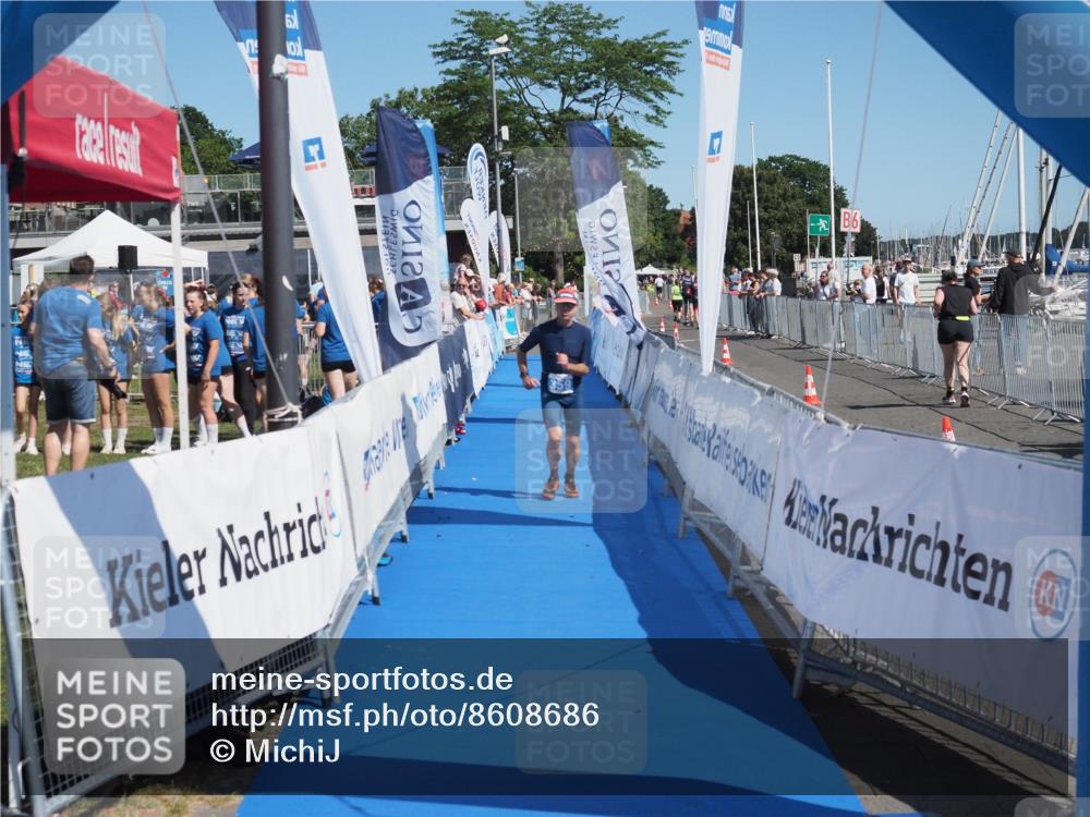 17.08.2025 - KN Förde Triathlon 2025 MichiJ http://msf.ph/oto/8608686 17.08.2025 12:27:57 Laufen 359 meine-sportfotos.de