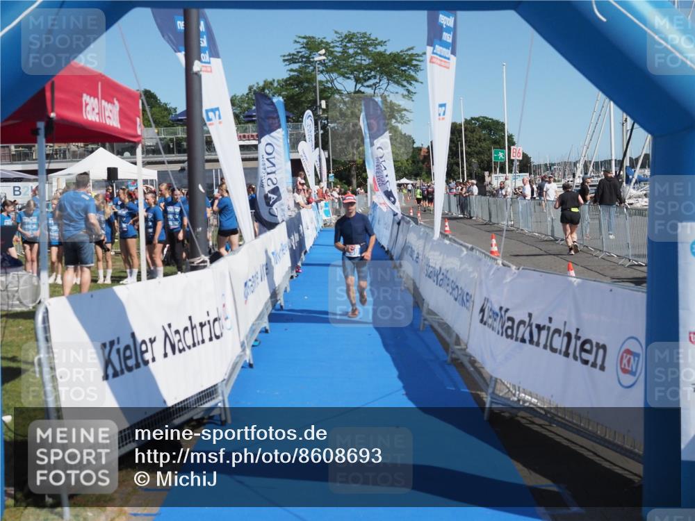 17.08.2025 - KN Förde Triathlon 2025 MichiJ http://msf.ph/oto/8608693 17.08.2025 12:27:57 Laufen 359 meine-sportfotos.de