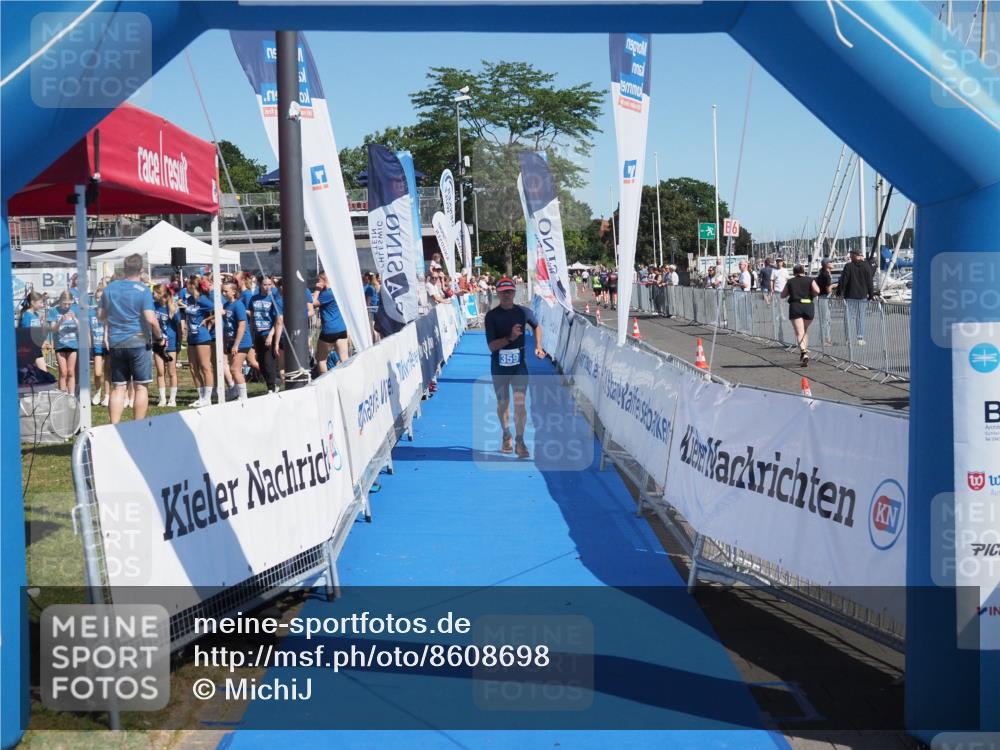 17.08.2025 - KN Förde Triathlon 2025 MichiJ http://msf.ph/oto/8608698 17.08.2025 12:27:57 Laufen 359 meine-sportfotos.de