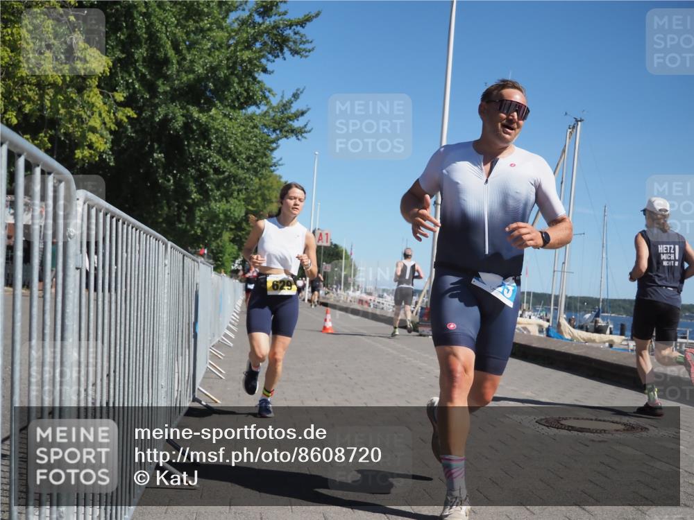 17.08.2025 - KN Förde Triathlon 2025 KatJ http://msf.ph/oto/8608720 17.08.2025 12:02:38 Laufen 323, 332, 606, 629 meine-sportfotos.de
