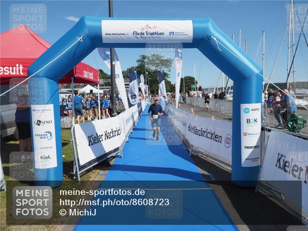 17.08.2025 - KN Förde Triathlon 2025 MichiJ http://msf.ph/oto/8608723 17.08.2025 12:27:58 Laufen 359 meine-sportfotos.de