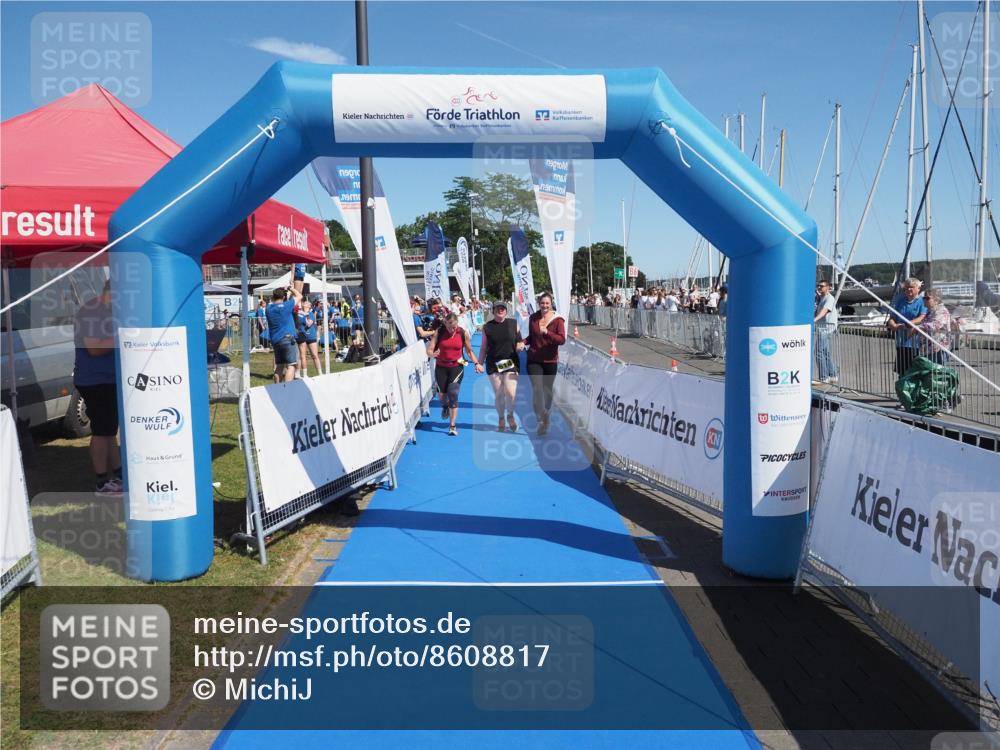 17.08.2025 - KN Förde Triathlon 2025 MichiJ http://msf.ph/oto/8608817 17.08.2025 12:30:41 Laufen 614 meine-sportfotos.de