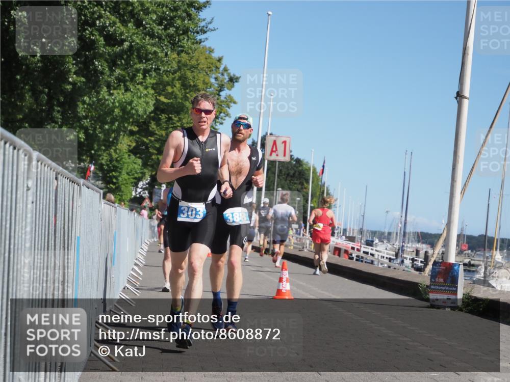 17.08.2025 - KN Förde Triathlon 2025 KatJ http://msf.ph/oto/8608872 17.08.2025 12:02:51 Laufen 303, 335, 351 meine-sportfotos.de