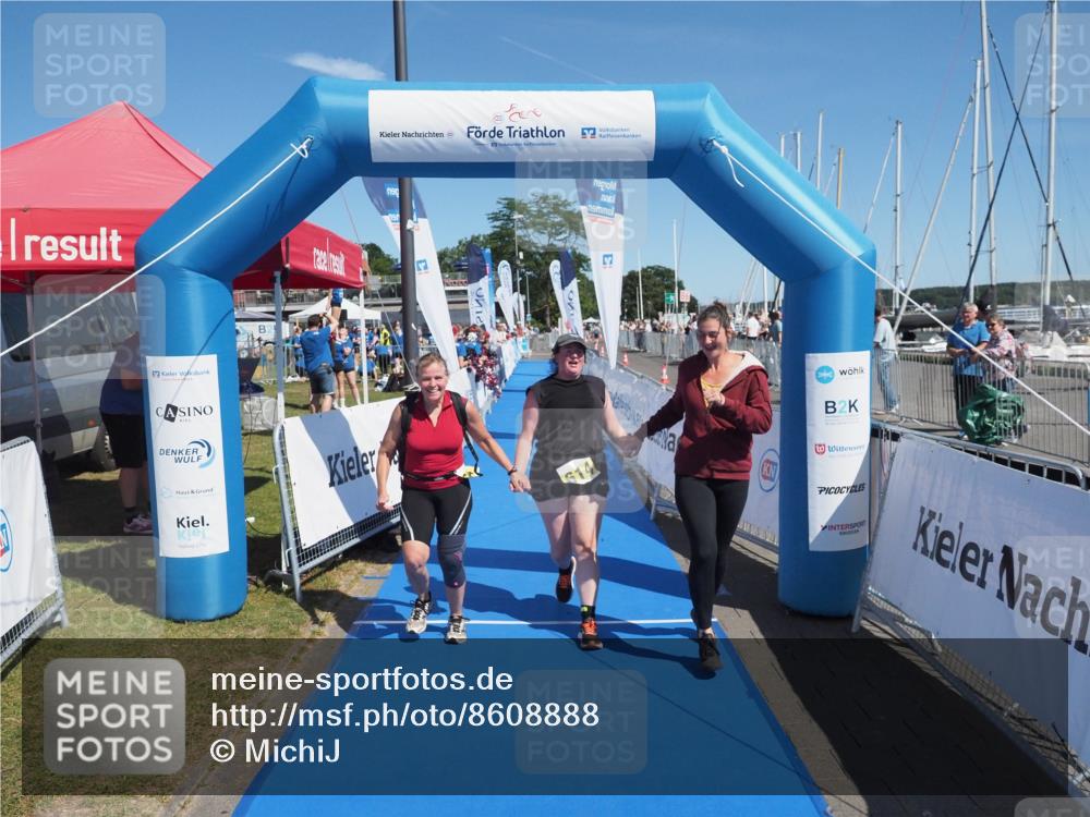 17.08.2025 - KN Förde Triathlon 2025 MichiJ http://msf.ph/oto/8608888 17.08.2025 12:30:43 Laufen 614 meine-sportfotos.de