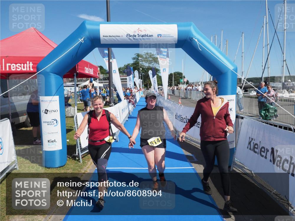 17.08.2025 - KN Förde Triathlon 2025 MichiJ http://msf.ph/oto/8608904 17.08.2025 12:30:43 Laufen 614 meine-sportfotos.de