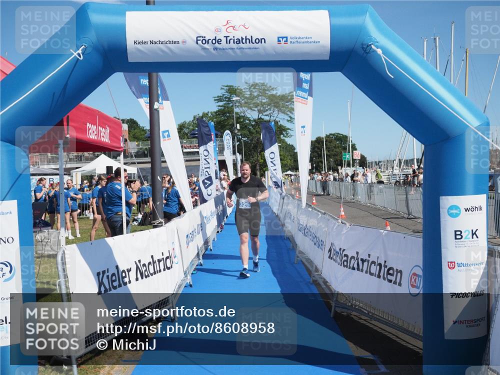 17.08.2025 - KN Förde Triathlon 2025 MichiJ http://msf.ph/oto/8608958 17.08.2025 12:29:12 Laufen 326 meine-sportfotos.de