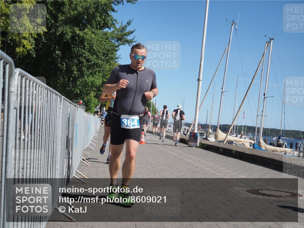 17.08.2025 - KN Förde Triathlon 2025 KatJ http://msf.ph/oto/8609021 17.08.2025 12:03:01 Laufen 310, 364 meine-sportfotos.de