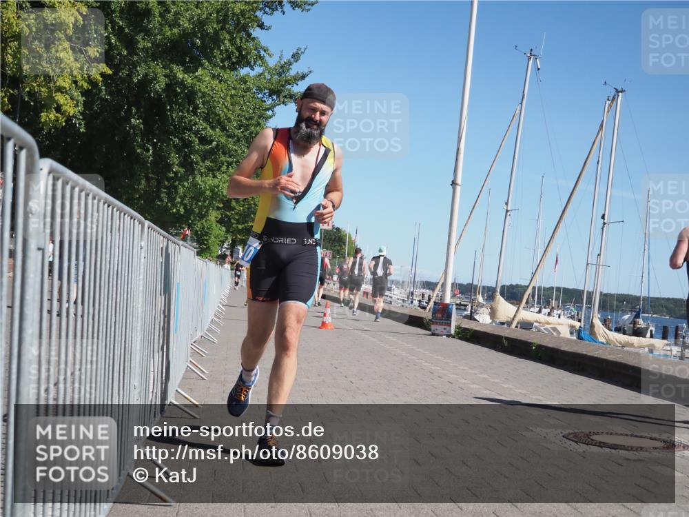 17.08.2025 - KN Förde Triathlon 2025 KatJ http://msf.ph/oto/8609038 17.08.2025 12:03:03 Laufen 310, 364, 607 meine-sportfotos.de