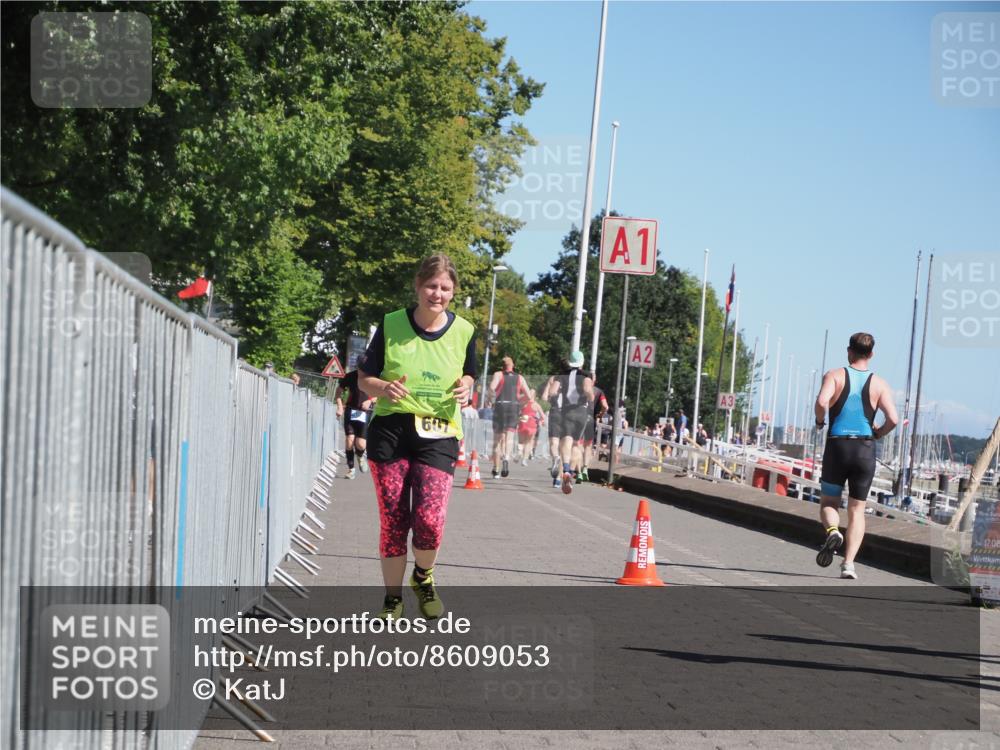 17.08.2025 - KN Förde Triathlon 2025 KatJ http://msf.ph/oto/8609053 17.08.2025 12:03:09 Laufen 607 meine-sportfotos.de
