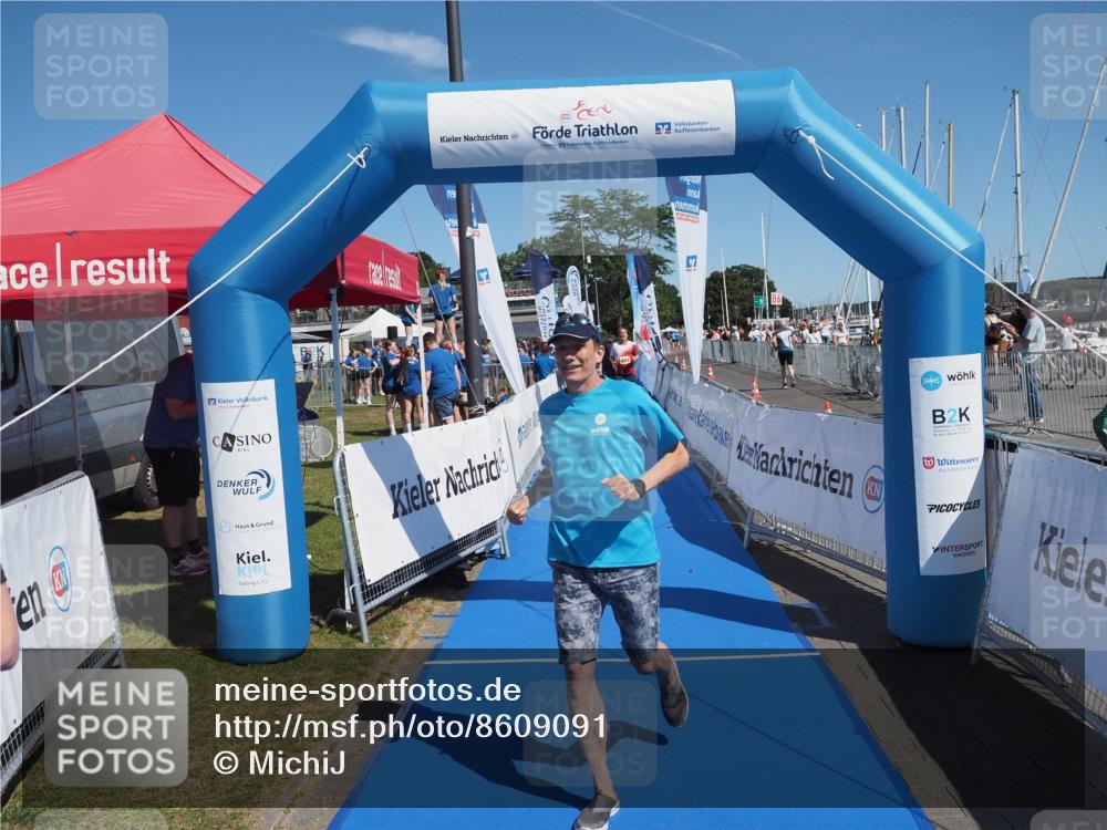 17.08.2025 - KN Förde Triathlon 2025 MichiJ http://msf.ph/oto/8609091 17.08.2025 12:32:22 Laufen 617 meine-sportfotos.de