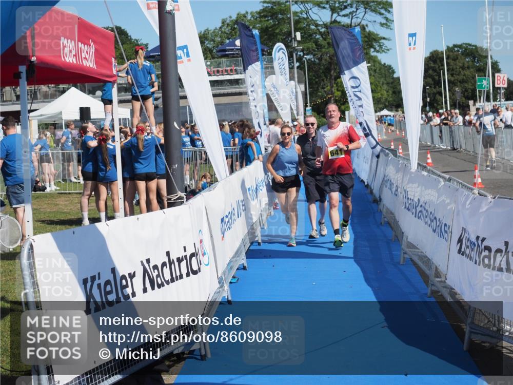 17.08.2025 - KN Förde Triathlon 2025 MichiJ http://msf.ph/oto/8609098 17.08.2025 12:32:24 Laufen 617, 641 meine-sportfotos.de