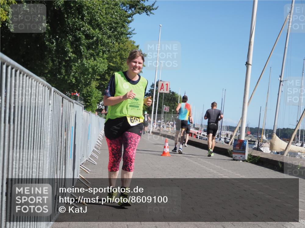 17.08.2025 - KN Förde Triathlon 2025 KatJ http://msf.ph/oto/8609100 17.08.2025 12:03:11 Laufen 607 meine-sportfotos.de