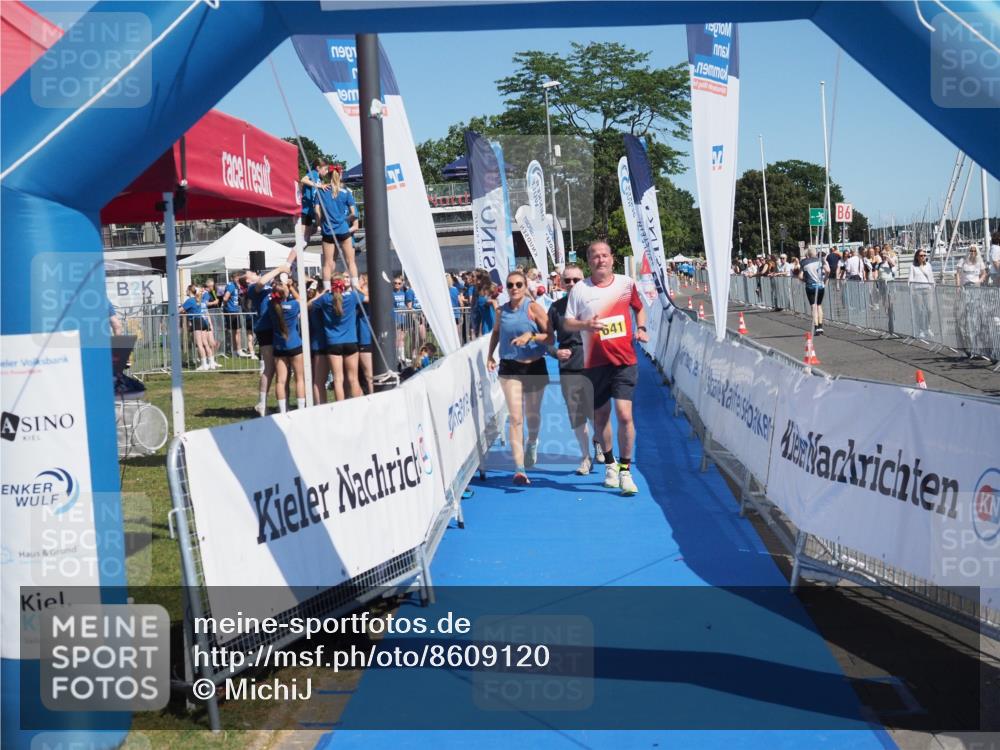 17.08.2025 - KN Förde Triathlon 2025 MichiJ http://msf.ph/oto/8609120 17.08.2025 12:32:25 Laufen 617, 641 meine-sportfotos.de