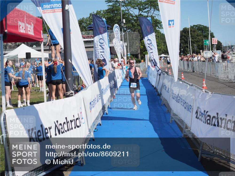 17.08.2025 - KN Förde Triathlon 2025 MichiJ http://msf.ph/oto/8609211 17.08.2025 12:32:43 Laufen 351 meine-sportfotos.de