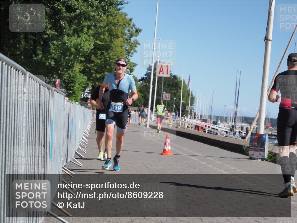 17.08.2025 - KN Förde Triathlon 2025 KatJ http://msf.ph/oto/8609228 17.08.2025 12:03:31 Laufen 319, 328, 339, 362, 634 meine-sportfotos.de