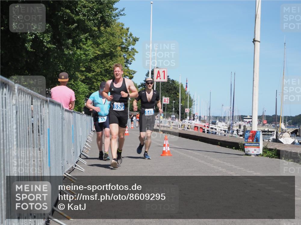 17.08.2025 - KN Förde Triathlon 2025 KatJ http://msf.ph/oto/8609295 17.08.2025 13:59:52 Laufen 438, 519, 520, 549 meine-sportfotos.de