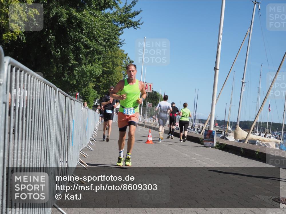 17.08.2025 - KN Förde Triathlon 2025 KatJ http://msf.ph/oto/8609303 17.08.2025 12:03:37 Laufen 329, 337, 339, 362 meine-sportfotos.de