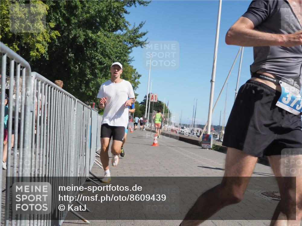 17.08.2025 - KN Förde Triathlon 2025 KatJ http://msf.ph/oto/8609439 17.08.2025 12:03:49 Laufen 291, 325, 370, 373, 622 meine-sportfotos.de