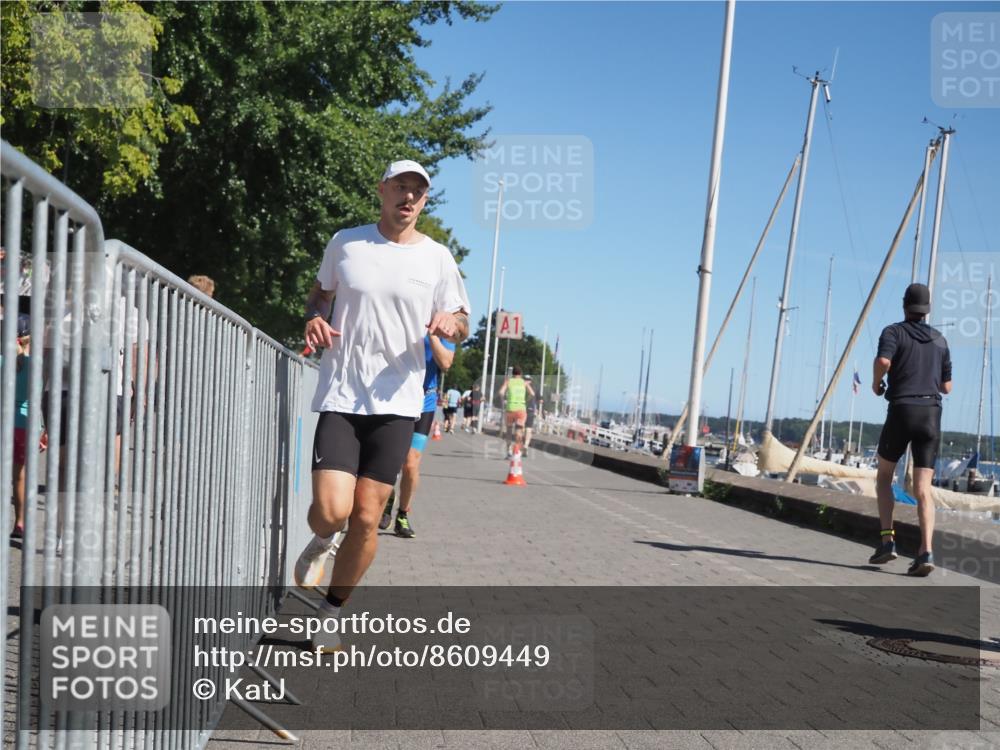 17.08.2025 - KN Förde Triathlon 2025 KatJ http://msf.ph/oto/8609449 17.08.2025 12:03:49 Laufen 291, 325, 370, 373, 622 meine-sportfotos.de