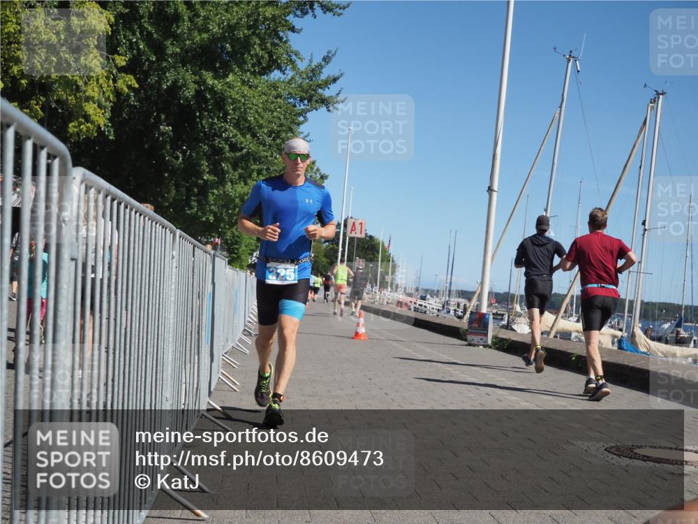 17.08.2025 - KN Förde Triathlon 2025 KatJ http://msf.ph/oto/8609473 17.08.2025 12:03:51 Laufen 291, 325, 370, 373, 622 meine-sportfotos.de