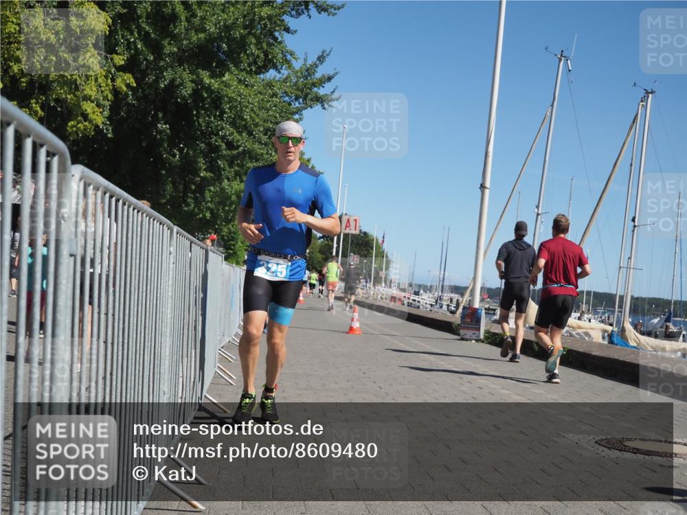 17.08.2025 - KN Förde Triathlon 2025 KatJ http://msf.ph/oto/8609480 17.08.2025 12:03:51 Laufen 291, 325, 370, 373, 622 meine-sportfotos.de