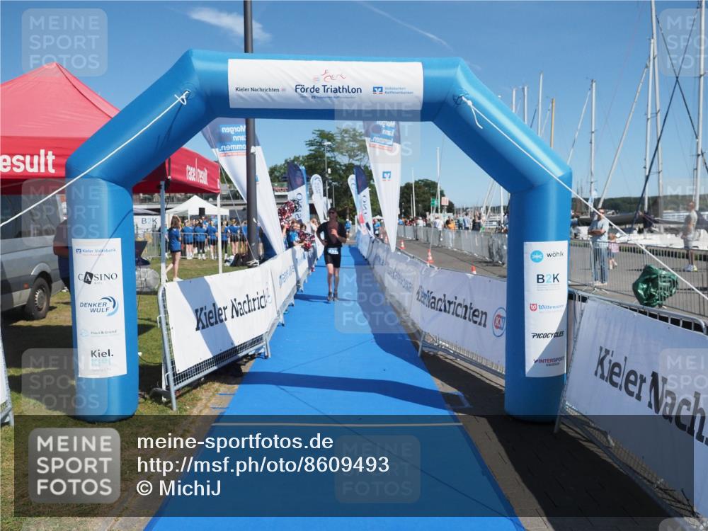 17.08.2025 - KN Förde Triathlon 2025 MichiJ http://msf.ph/oto/8609493 17.08.2025 12:33:46 Laufen 337 meine-sportfotos.de