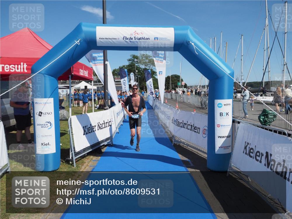 17.08.2025 - KN Förde Triathlon 2025 MichiJ http://msf.ph/oto/8609531 17.08.2025 12:33:48 Laufen 337 meine-sportfotos.de