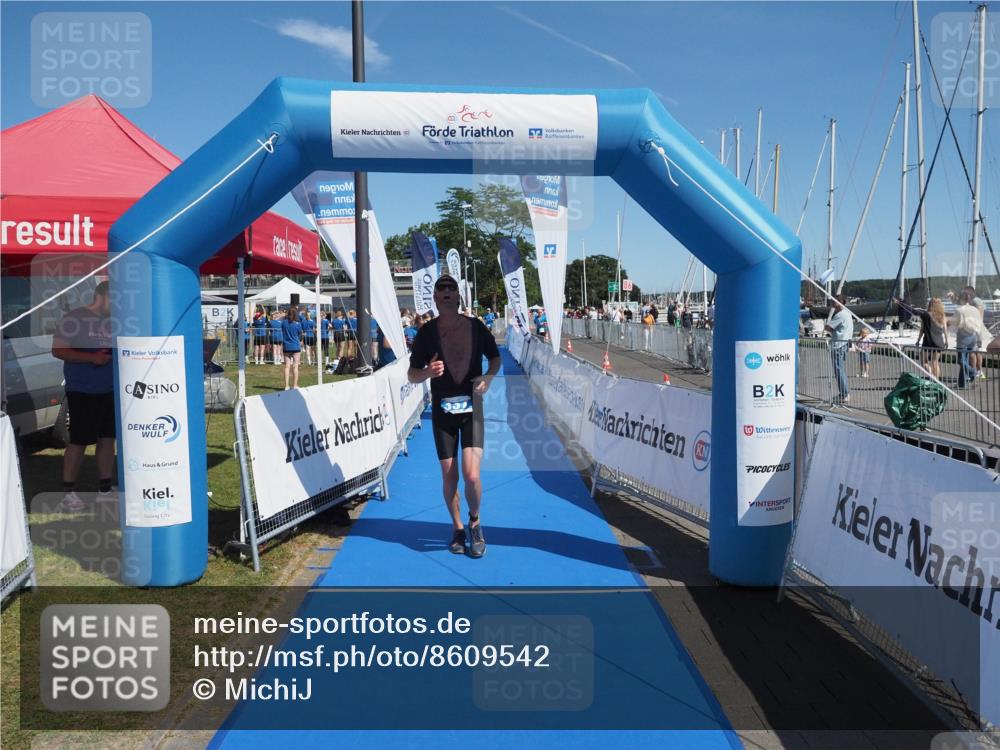17.08.2025 - KN Förde Triathlon 2025 MichiJ http://msf.ph/oto/8609542 17.08.2025 12:33:48 Laufen 337 meine-sportfotos.de