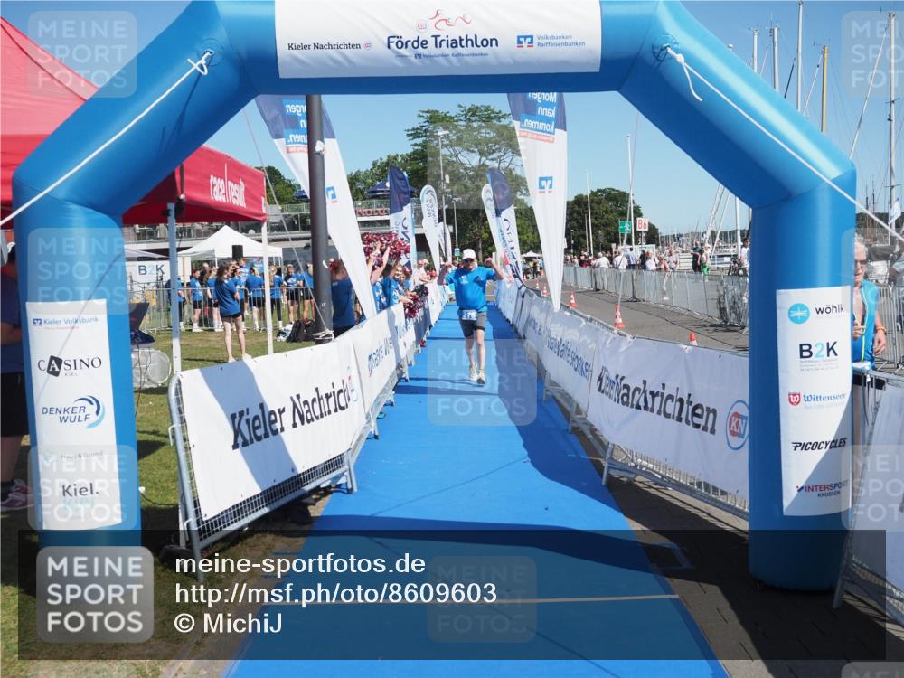17.08.2025 - KN Förde Triathlon 2025 MichiJ http://msf.ph/oto/8609603 17.08.2025 12:34:01 Laufen 376 meine-sportfotos.de