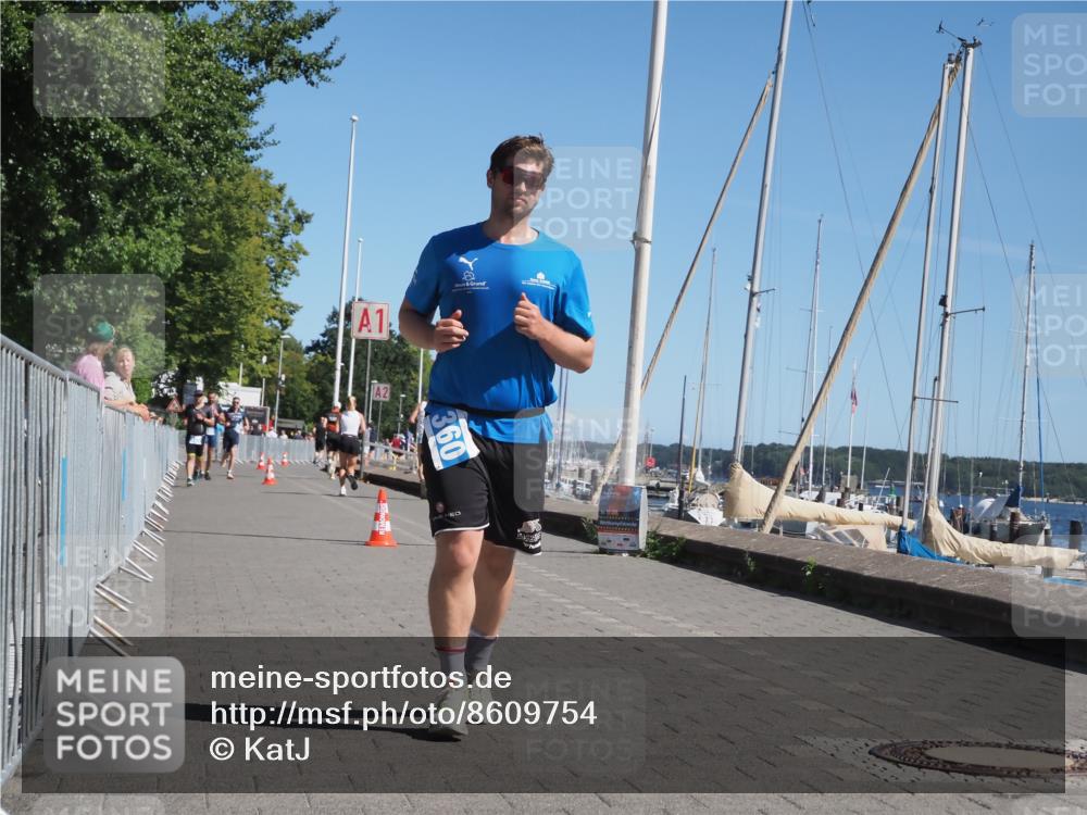 17.08.2025 - KN Förde Triathlon 2025 KatJ http://msf.ph/oto/8609754 17.08.2025 12:04:27 Laufen 360 meine-sportfotos.de
