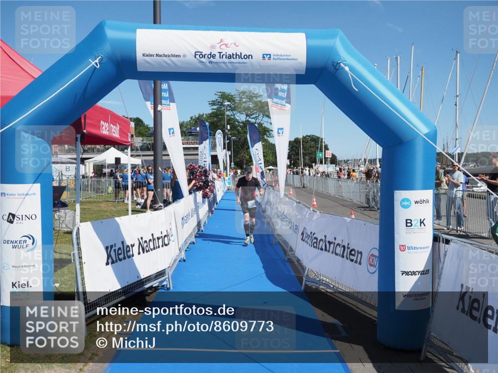 17.08.2025 - KN Förde Triathlon 2025 MichiJ http://msf.ph/oto/8609773 17.08.2025 12:37:39 Laufen 308 meine-sportfotos.de