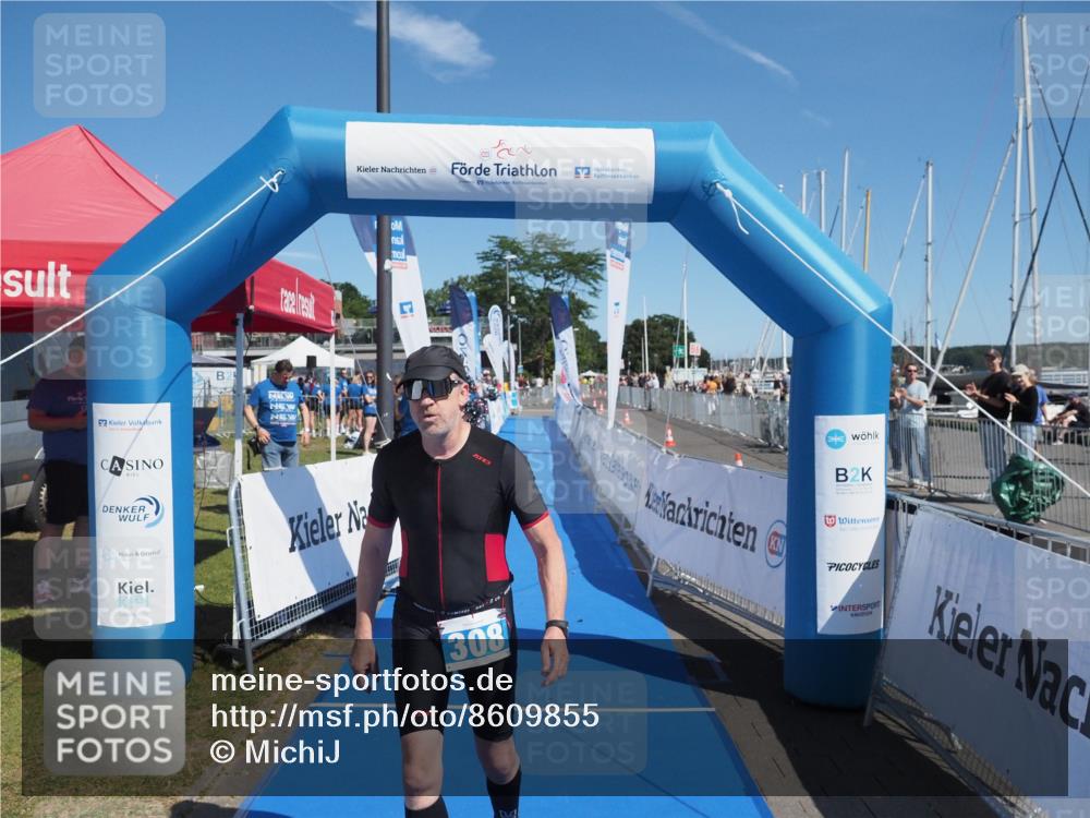 17.08.2025 - KN Förde Triathlon 2025 MichiJ http://msf.ph/oto/8609855 17.08.2025 12:37:43 Laufen 308 meine-sportfotos.de