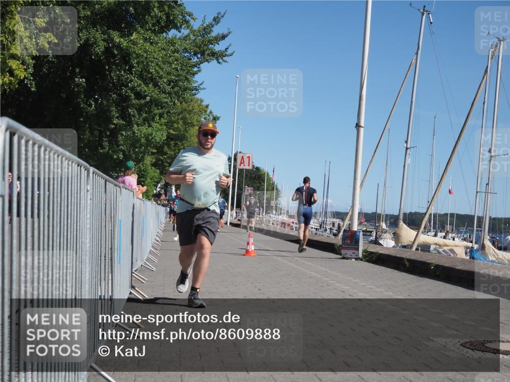 17.08.2025 - KN Förde Triathlon 2025 KatJ http://msf.ph/oto/8609888 17.08.2025 12:04:56 Laufen 612, 613, 618 meine-sportfotos.de