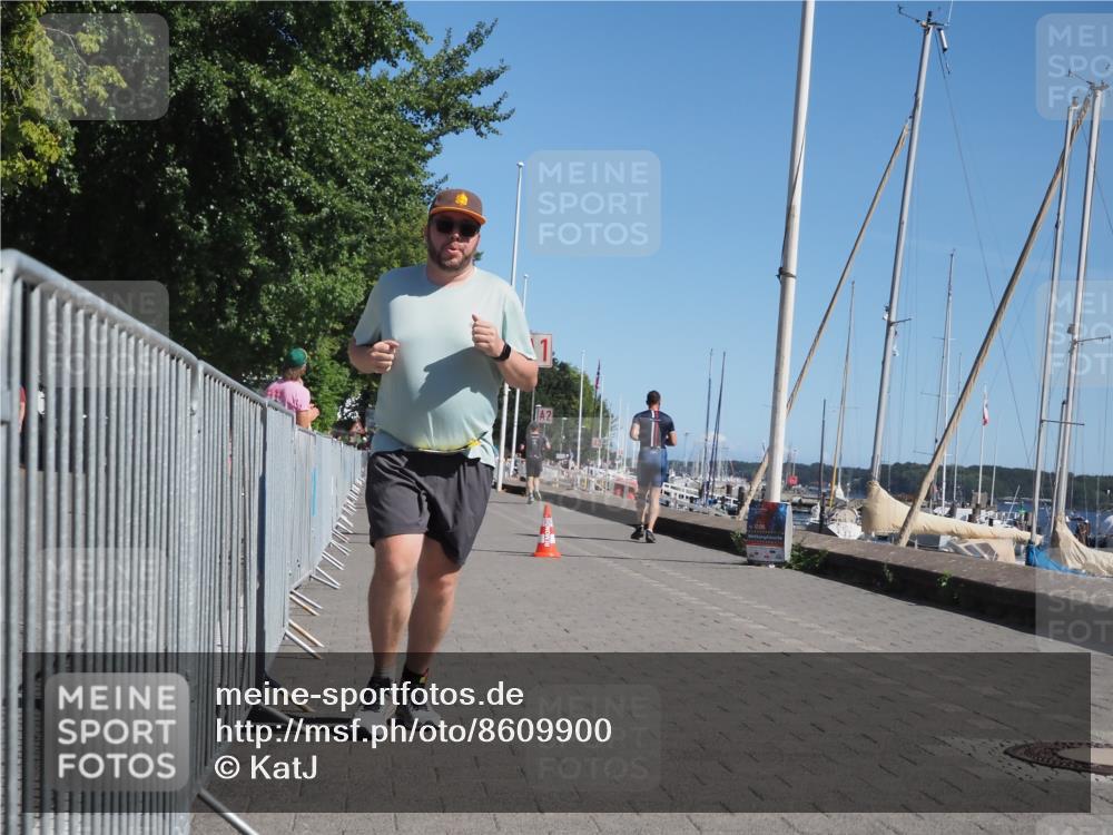17.08.2025 - KN Förde Triathlon 2025 KatJ http://msf.ph/oto/8609900 17.08.2025 12:04:57 Laufen 612, 613, 618 meine-sportfotos.de