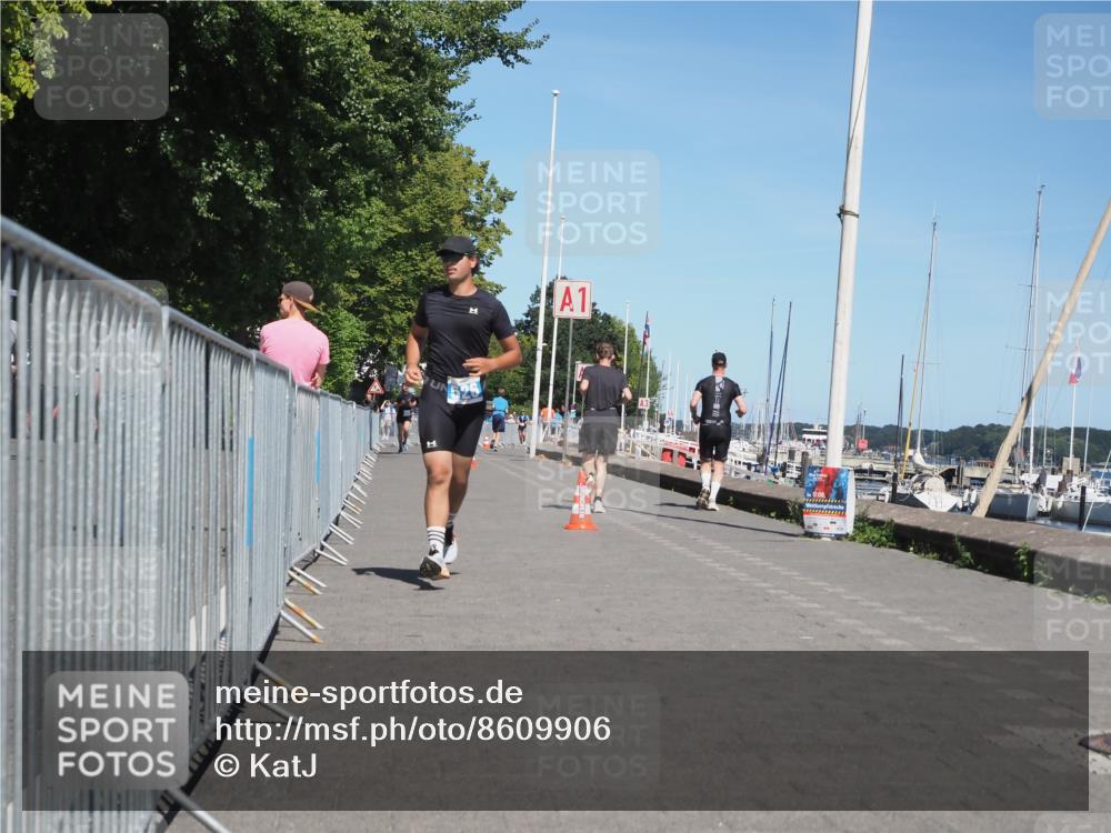 17.08.2025 - KN Förde Triathlon 2025 KatJ http://msf.ph/oto/8609906 17.08.2025 14:01:50 Laufen 526 meine-sportfotos.de