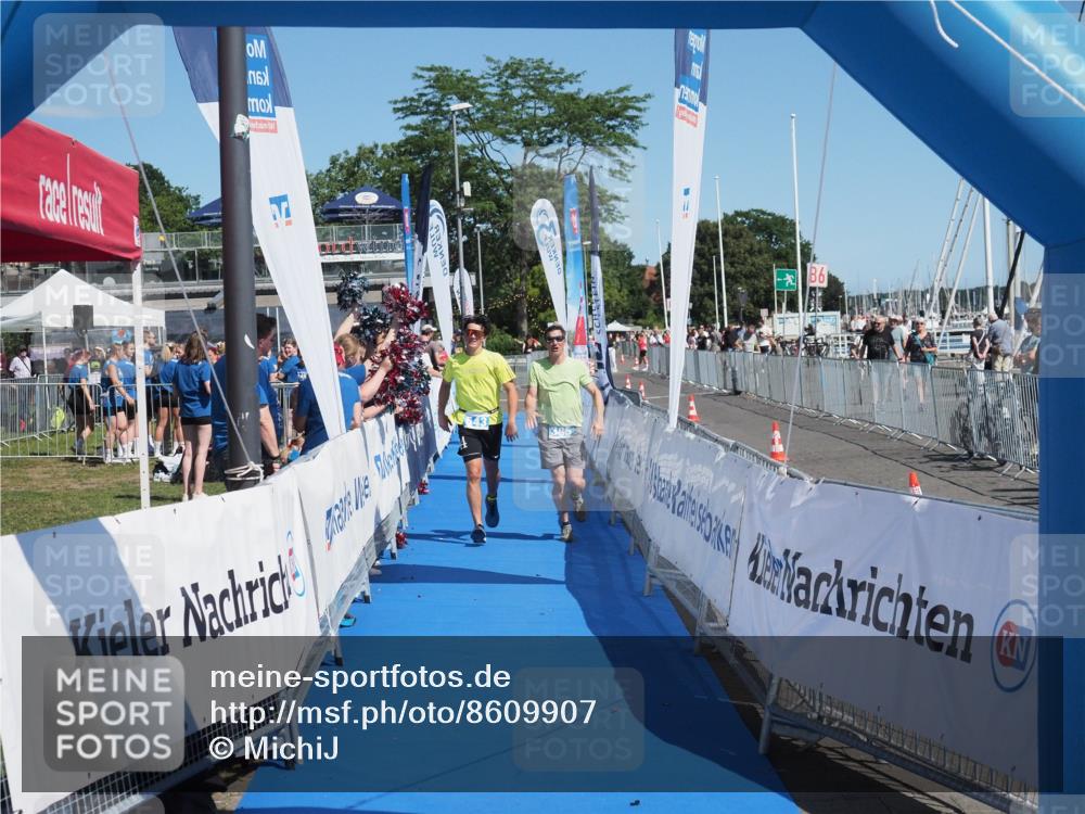 17.08.2025 - KN Förde Triathlon 2025 MichiJ http://msf.ph/oto/8609907 17.08.2025 12:38:16 Laufen 385 meine-sportfotos.de