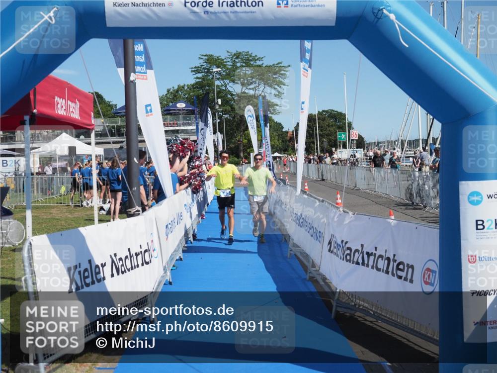 17.08.2025 - KN Förde Triathlon 2025 MichiJ http://msf.ph/oto/8609915 17.08.2025 12:38:17 Laufen 385 meine-sportfotos.de