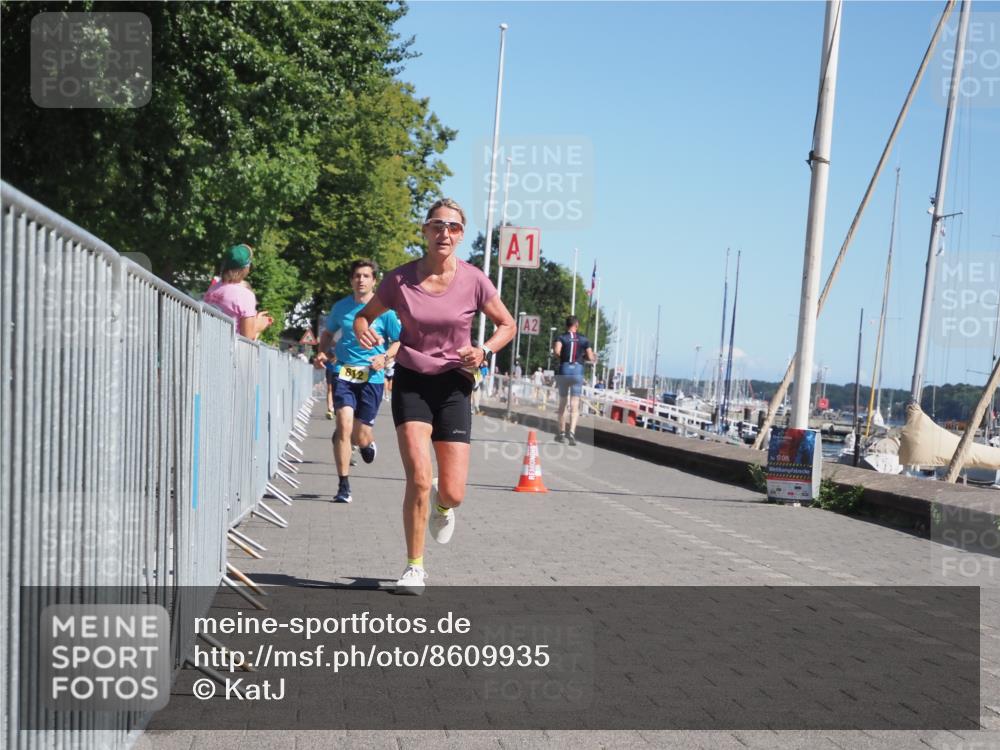 17.08.2025 - KN Förde Triathlon 2025 KatJ http://msf.ph/oto/8609935 17.08.2025 12:05:01 Laufen 297, 612, 613, 618 meine-sportfotos.de