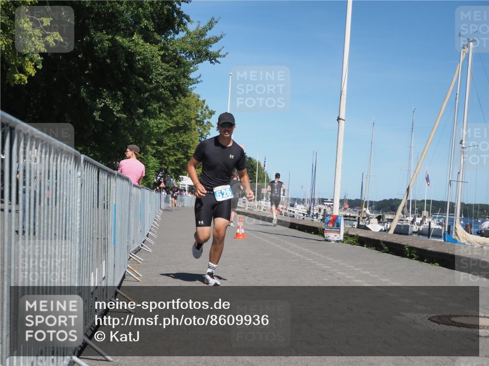 17.08.2025 - KN Förde Triathlon 2025 KatJ http://msf.ph/oto/8609936 17.08.2025 14:01:51 Laufen 526 meine-sportfotos.de