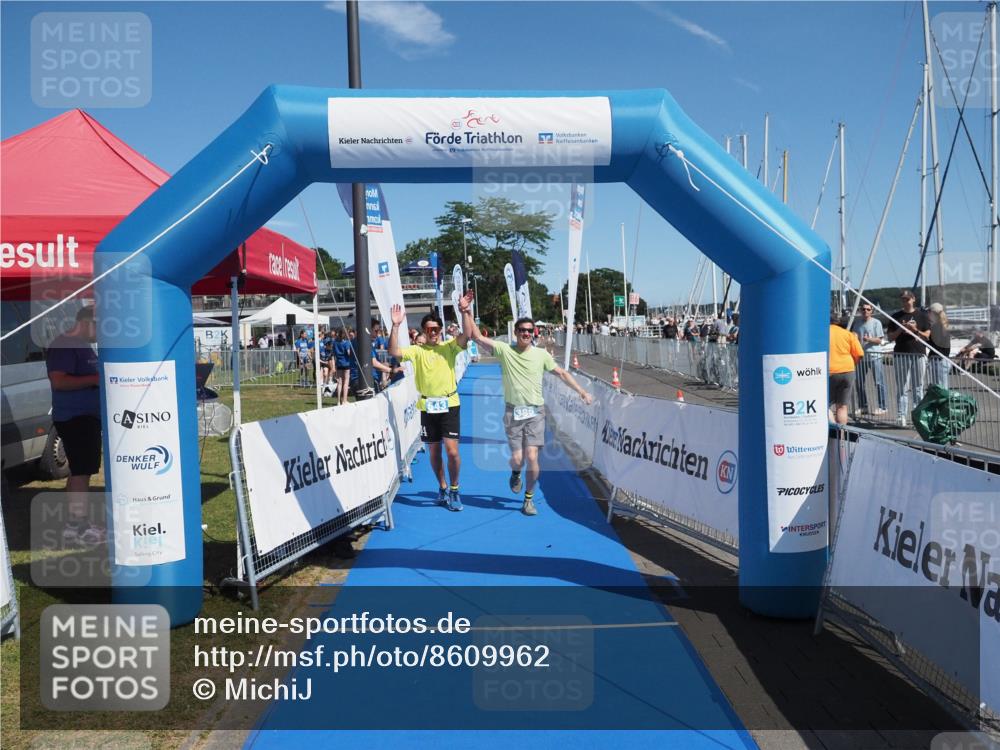17.08.2025 - KN Förde Triathlon 2025 MichiJ http://msf.ph/oto/8609962 17.08.2025 12:38:19 Laufen 385 meine-sportfotos.de